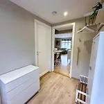 Stylish & Bright Penthouse - Office - Sentral