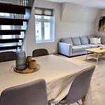 Stylish & Bright Penthouse - Office - Sentral * Egersund