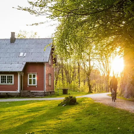 Apartment Stylish & Bright Penthouse - Office - 5 Star Location! Egersund