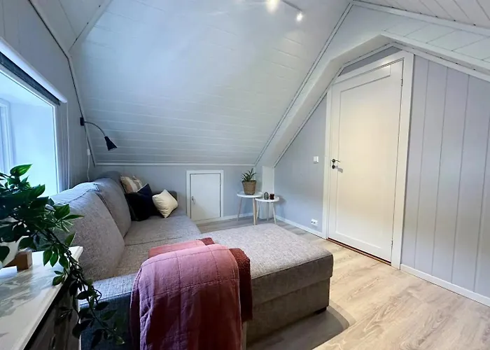 Leilighet Stylish & Bright Penthouse - Office - 5 Star Location! *